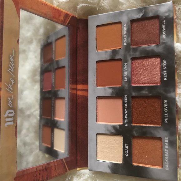 URBAN DECAY The Run Mini Eyeshadow Palette SET 2 - Picture 4 of 5